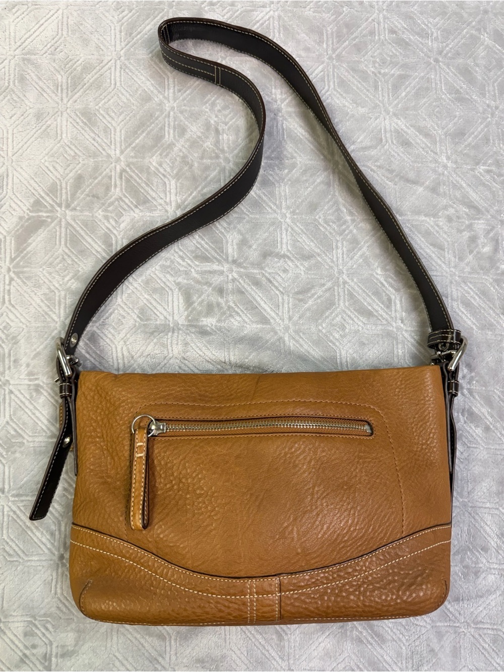 Y2K Coach Tan Pebbled Leather Soho Baguette C-0782 F 10942